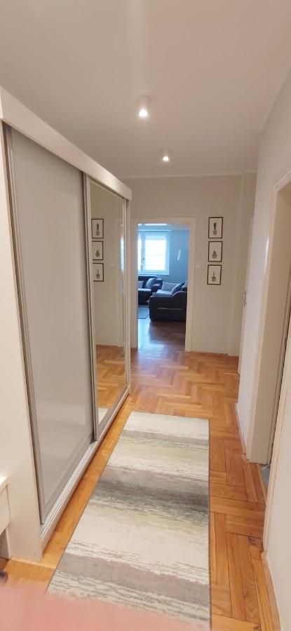 Lux Apartman Ava Kikinda Eksteriør bilde